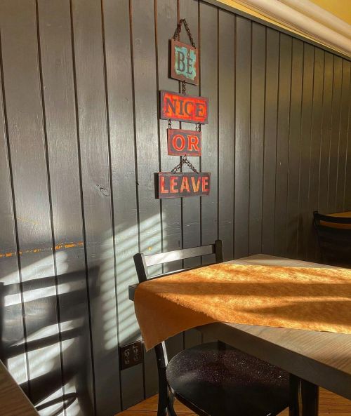 Be nice or Leave. 😁😡 (at Smokin with Chris)
https://www.instagram.com/p/Cmw7h9qP-Yw/?igshid=NGJjMDIxMWI=